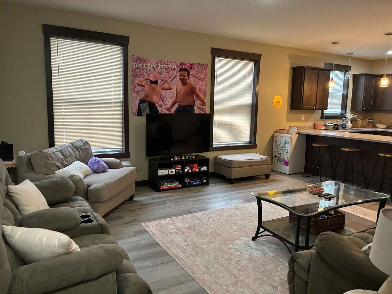 919 Lakeside Ave Apt 2 - Photo 3 of 26