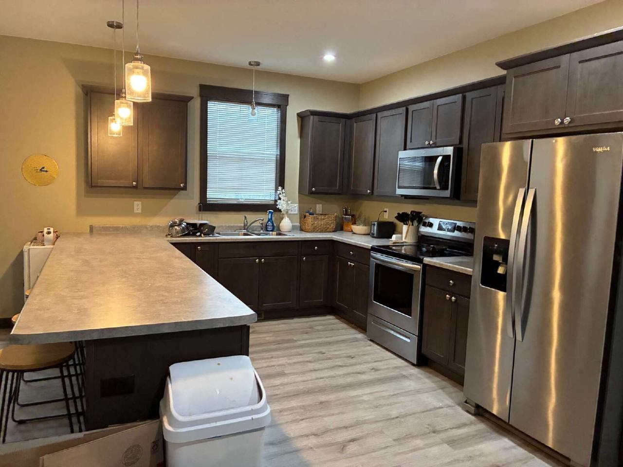 919 Lakeside Ave Apt 2 - Photo 5 of 26