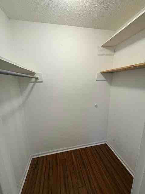 102 W Victoria Ct Apt C - Photo 6 of 17