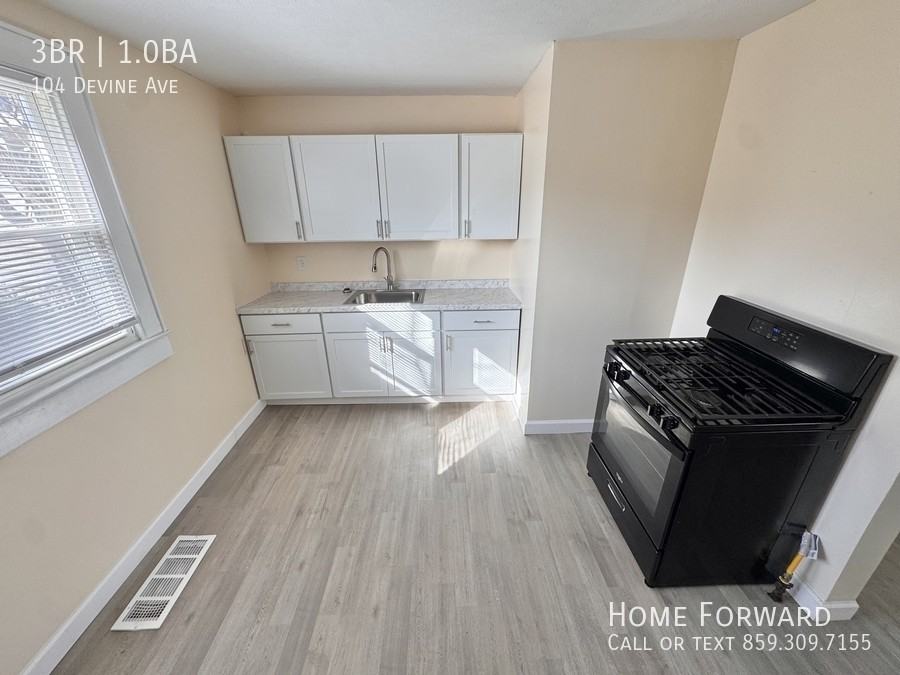 104 Devine Ave - Photo 2 of 10