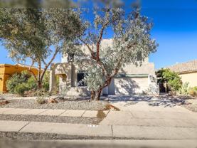 185 N Desert Stream Dr - Photo 1 of 1