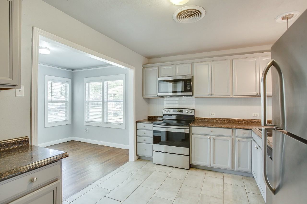 2802 30th St - Photo 7 of 15