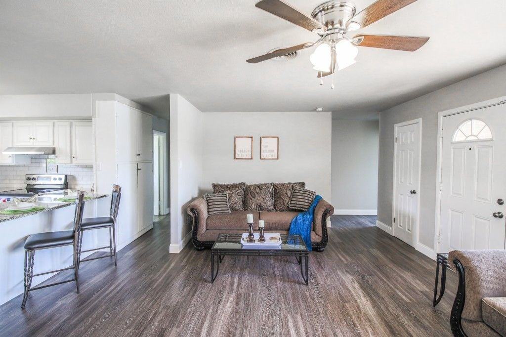 5002 43rd St - Photo 4 of 13