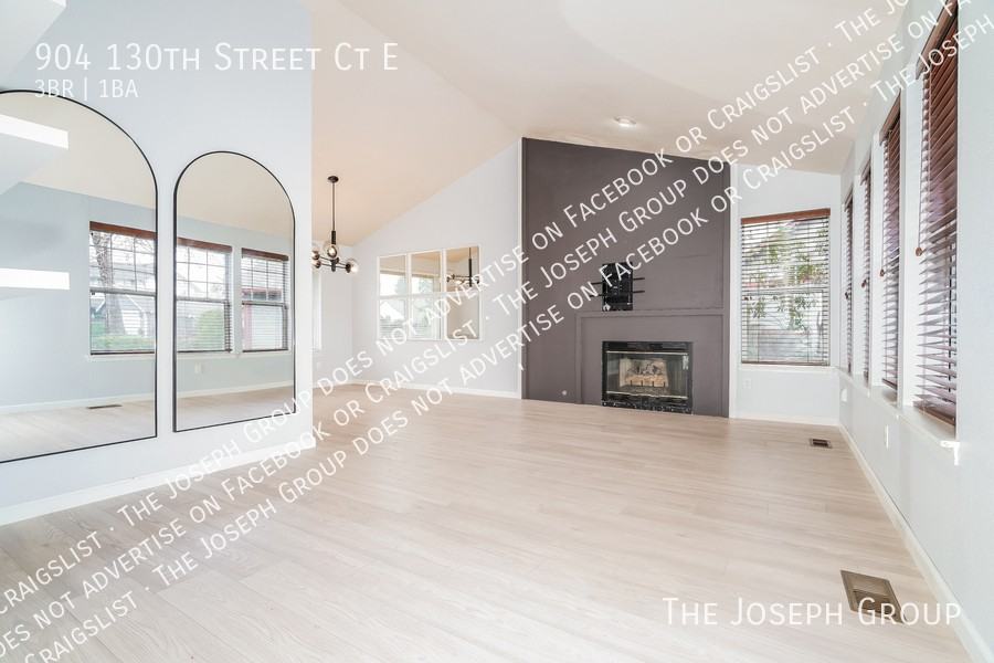 904 130th Street Ct E - Photo 4 of 26