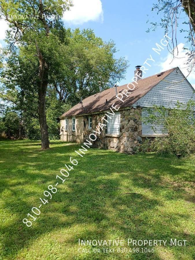 3042 Leta Ave - Photo 4 of 21