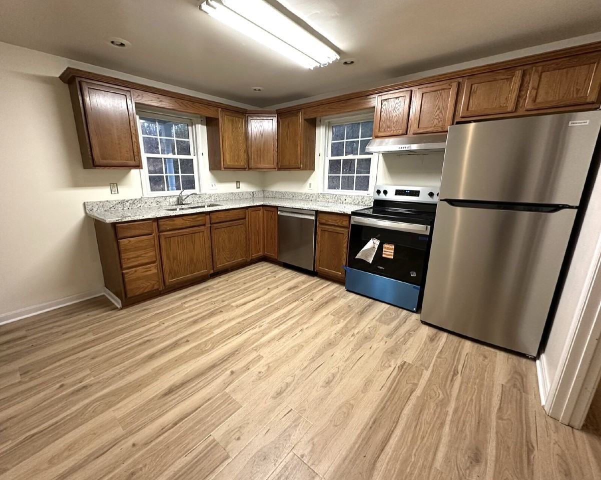 80 Ridge Rd - Photo 3 of 9