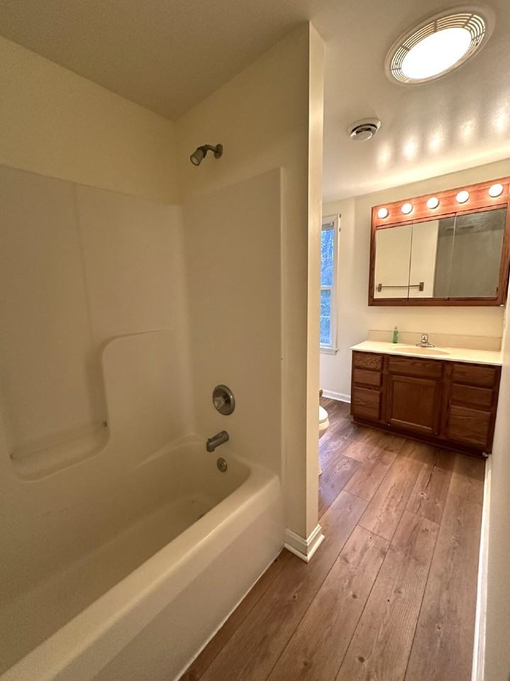 80 Ridge Rd - Photo 7 of 9