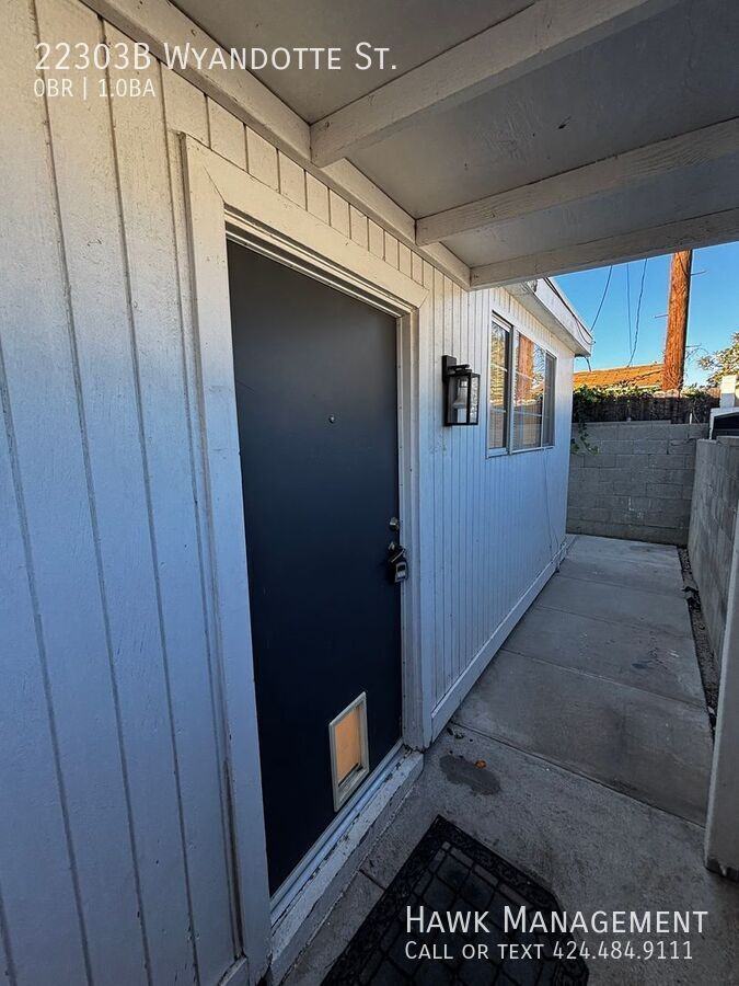 22303B Wyandotte St - Photo 7 of 11