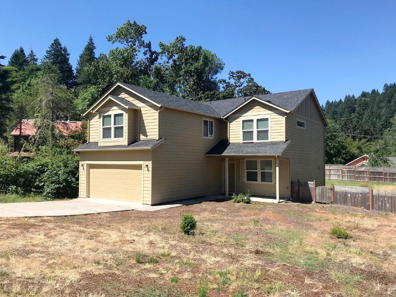 2674 Augusta St - Photo 2 of 18