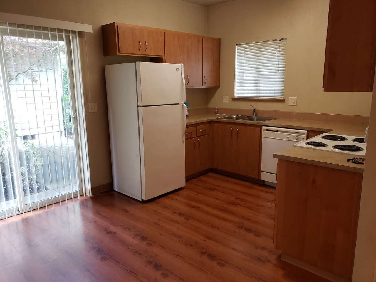 1743 Mill St - Photo 6 of 14