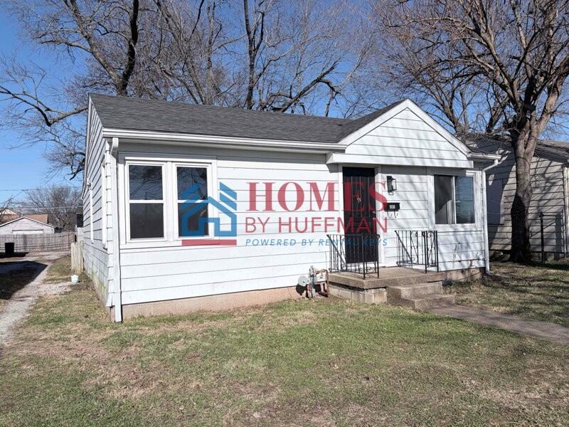 1658 E Morgan Ave - Photo 2 of 17