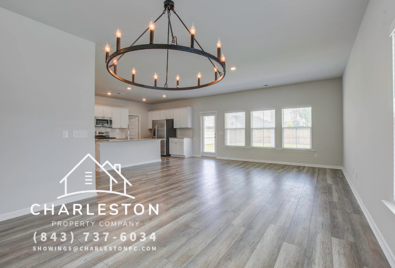 142 Paddle Boat Way - Photo 2 of 26