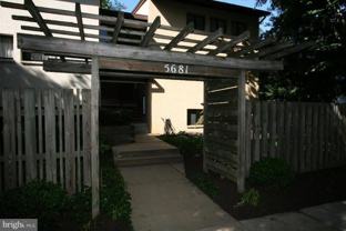 5681 Harpers Farm Rd #F - Photo 1 of 1