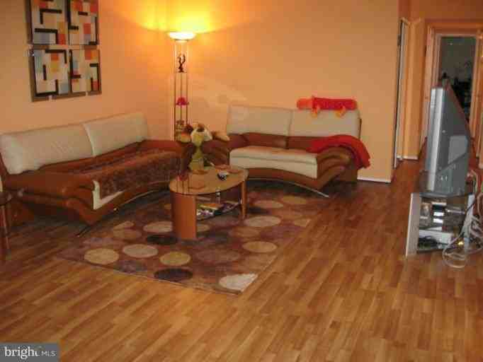 5681 Harpers Farm Rd #F - Photo 3 of 9