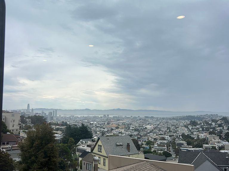 1360 Clayton St - Photo 4 of 19