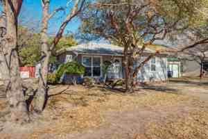 featured image of 2710 27th St