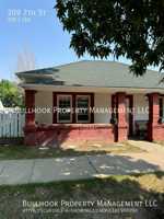 featured image of 209 7th St
