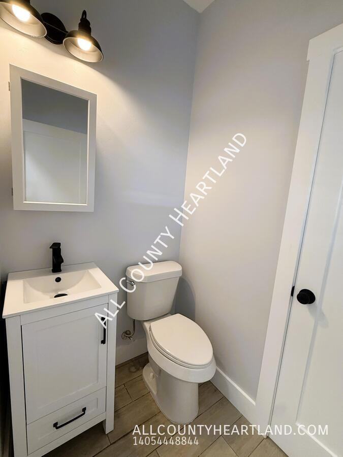 2462 County Road 1240 - Photo 7 of 18