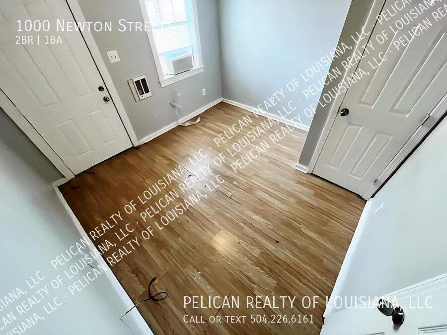 1000 Newton St - Photo 3 of 6