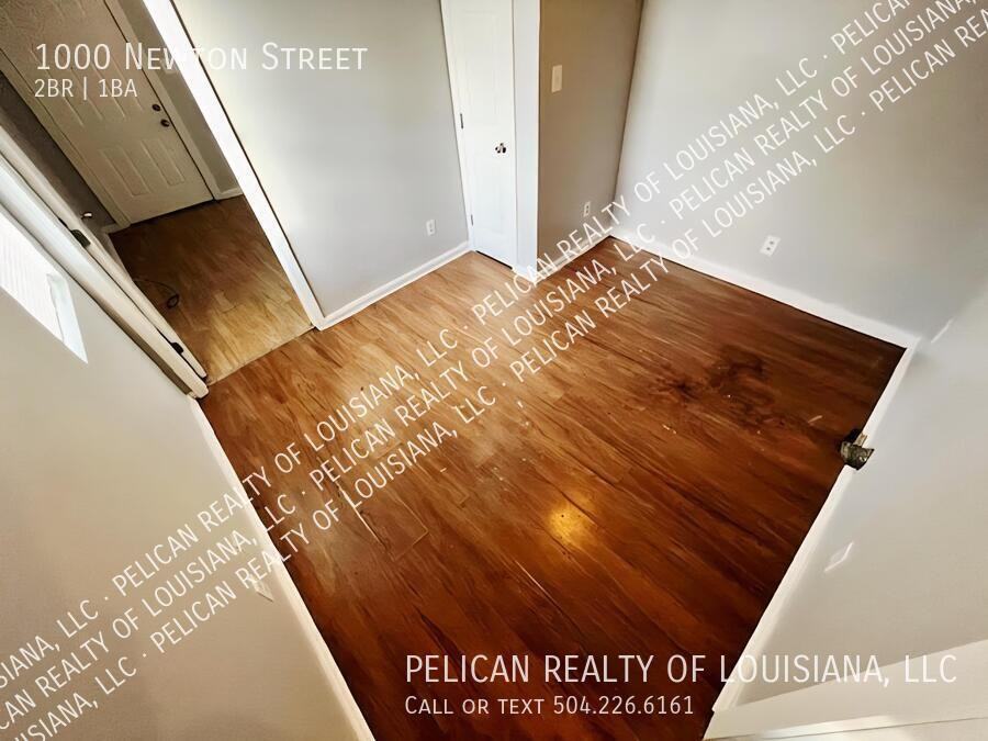 1000 Newton St - Photo 4 of 6