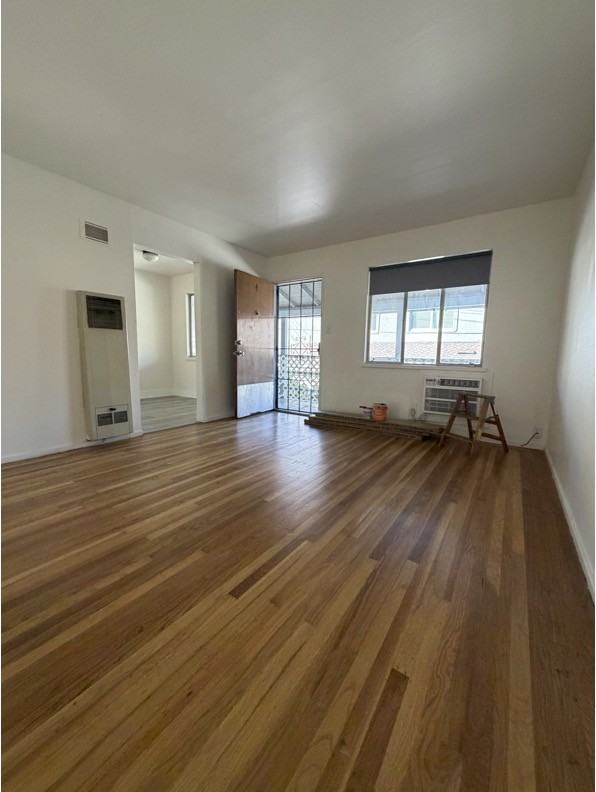 3322 J St #4 - Photo 4 of 5