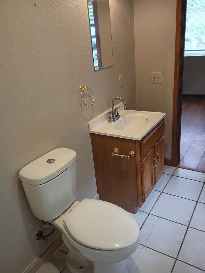 295 W Ellis St #7 - Photo 5 of 5