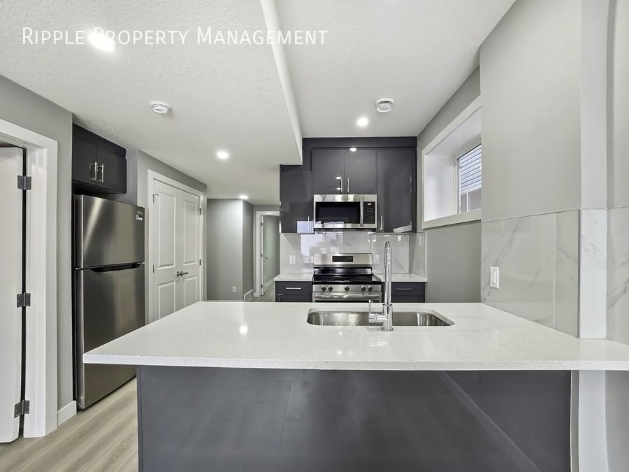 438 Carringvue Grove Nw - Photo 2 of 14