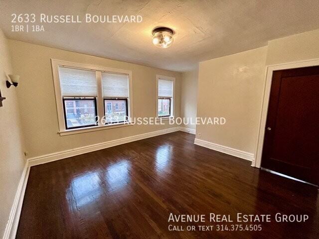 2633 Russell Blvd - Photo 3 of 9