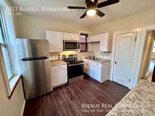 2633 Russell Blvd - Photo 6 of 9