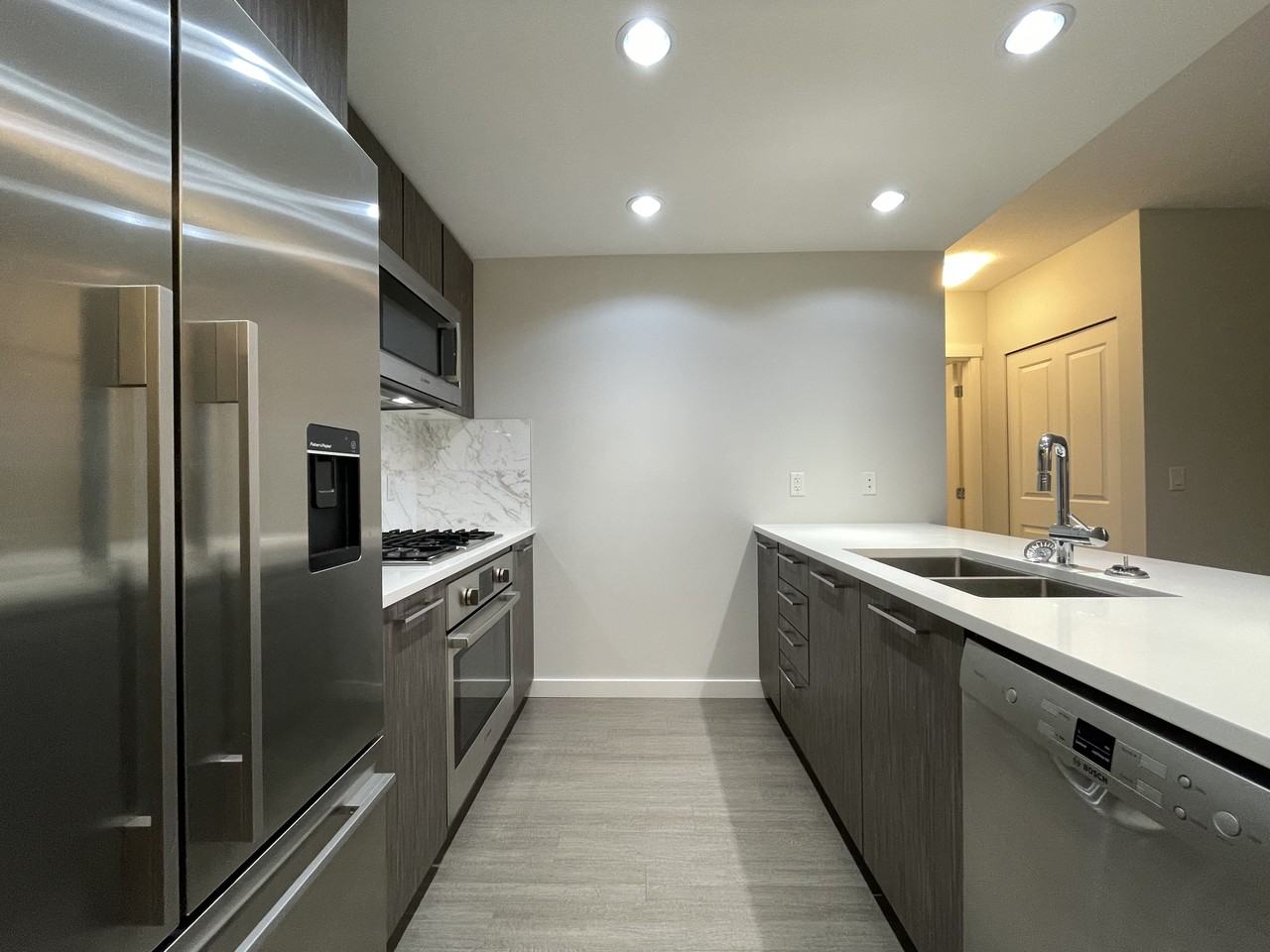 3281 East Kent Avenue North #701 - Photo 4 of 20