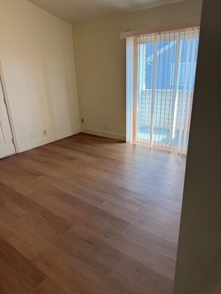 8073 W Copperfield Pl #31 - Photo 2 of 16