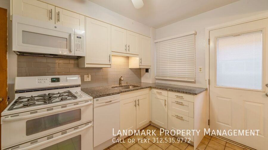 1215 N Harlem Ave #C - Photo 4 of 27