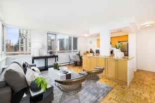 1850 Comox St #607 - Photo 1 of 1