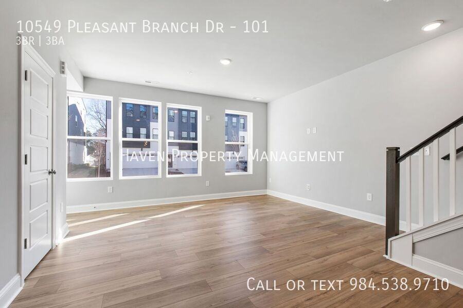 10549 Pleasant Branch Dr #101 - Photo 6 of 35