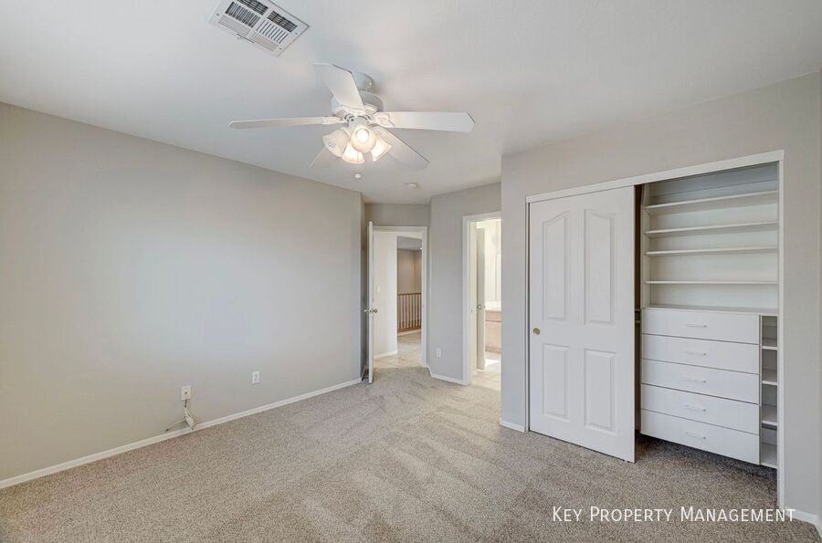 9027 Edenbridge Ct - Photo 6 of 17