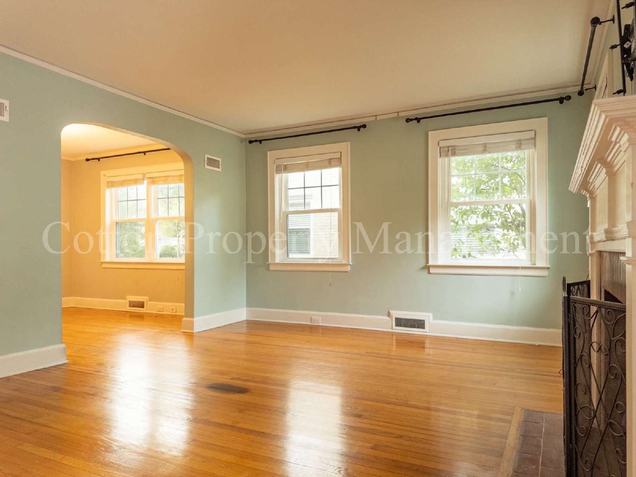 309 N 23rd St - Photo 6 of 50