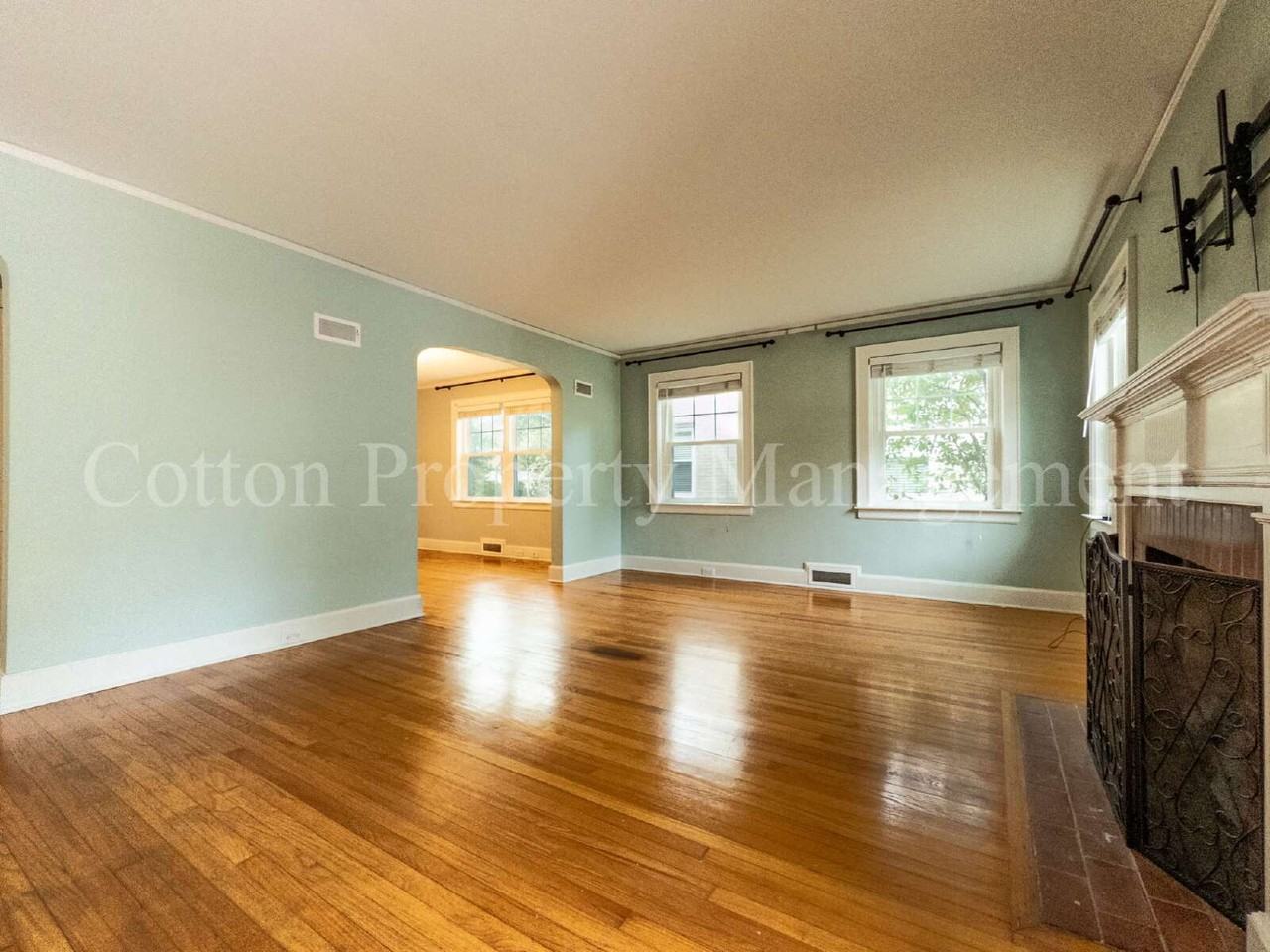 309 N 23rd St - Photo 7 of 50