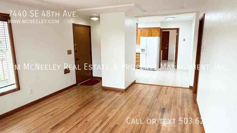 7440 Se 48th Ave - Photo 5 of 25