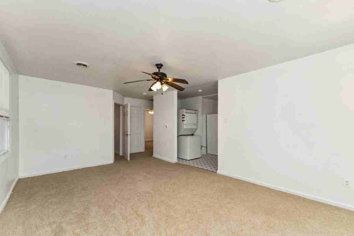 6510 Joplin St - Photo 3 of 3