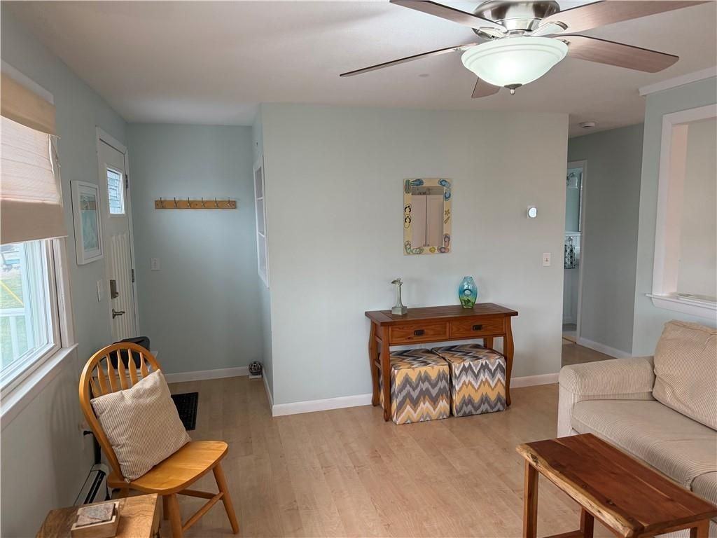 7 Salt Pond Way - Photo 4 of 14