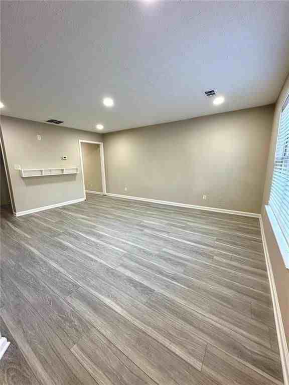 6372 Wedgeview Dr - Photo 3 of 30