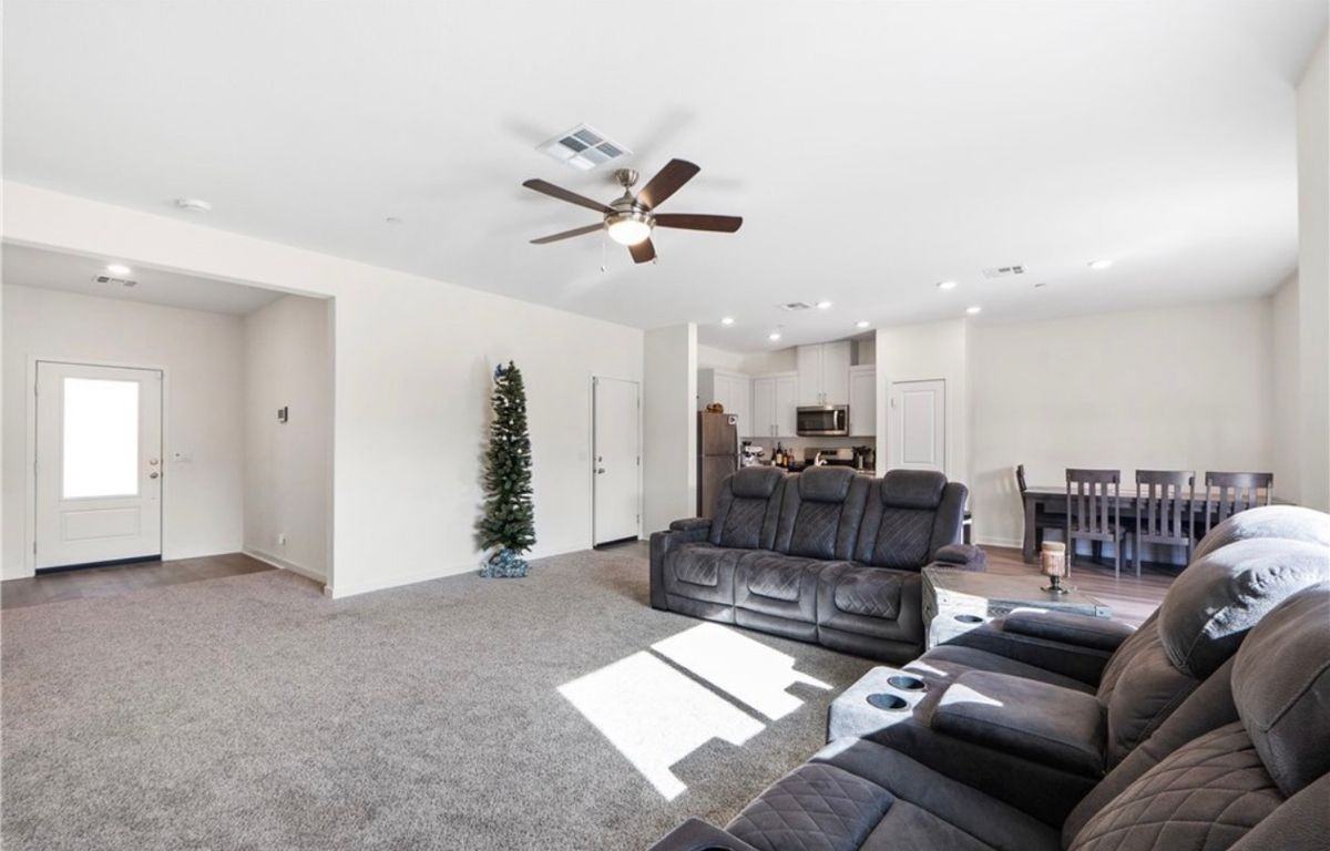 12383 Ranchito Way - Photo 4 of 16