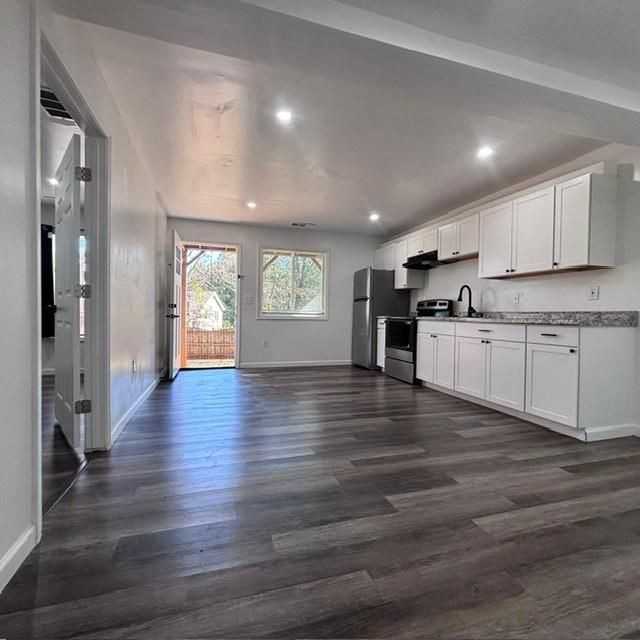 3581 Lynley Mill Ln - Photo 2 of 15