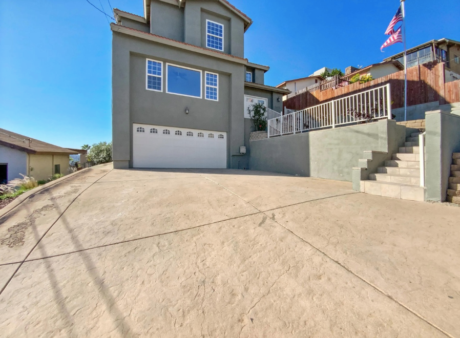 1504 San Bernardino Ave - Photo 7 of 26