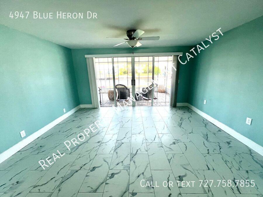 4947 Blue Heron Dr - Photo 6 of 17