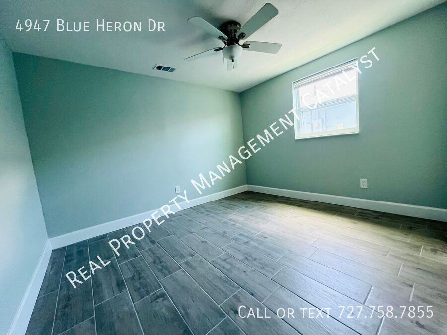 4947 Blue Heron Dr - Photo 7 of 17