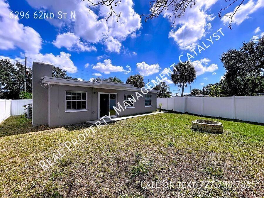 6296 62nd St N - Photo 7 of 21