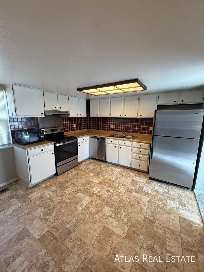 3121 W 133rd Cir - Photo 5 of 18