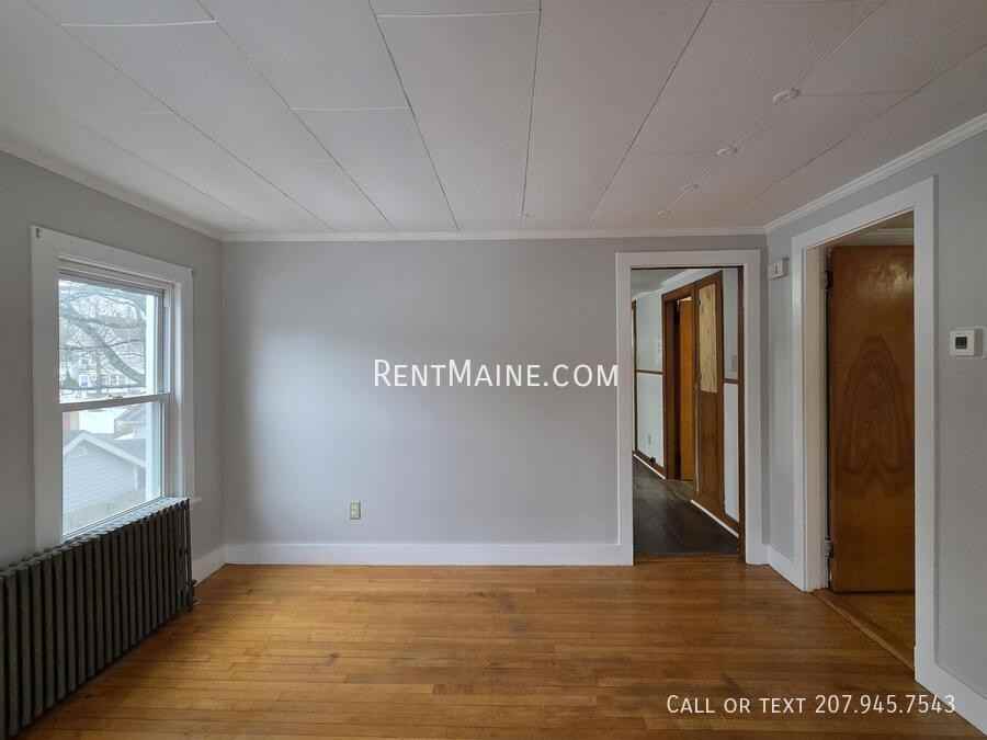 302 Turner St #2R - Photo 4 of 11