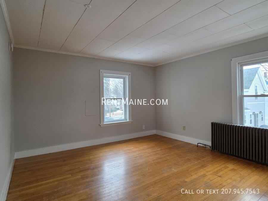 302 Turner St #2R - Photo 5 of 11